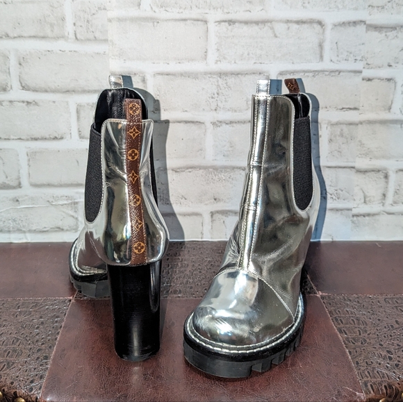 Louis Vuitton Metallic Platform Heels size 8 - Picture 16 of 16